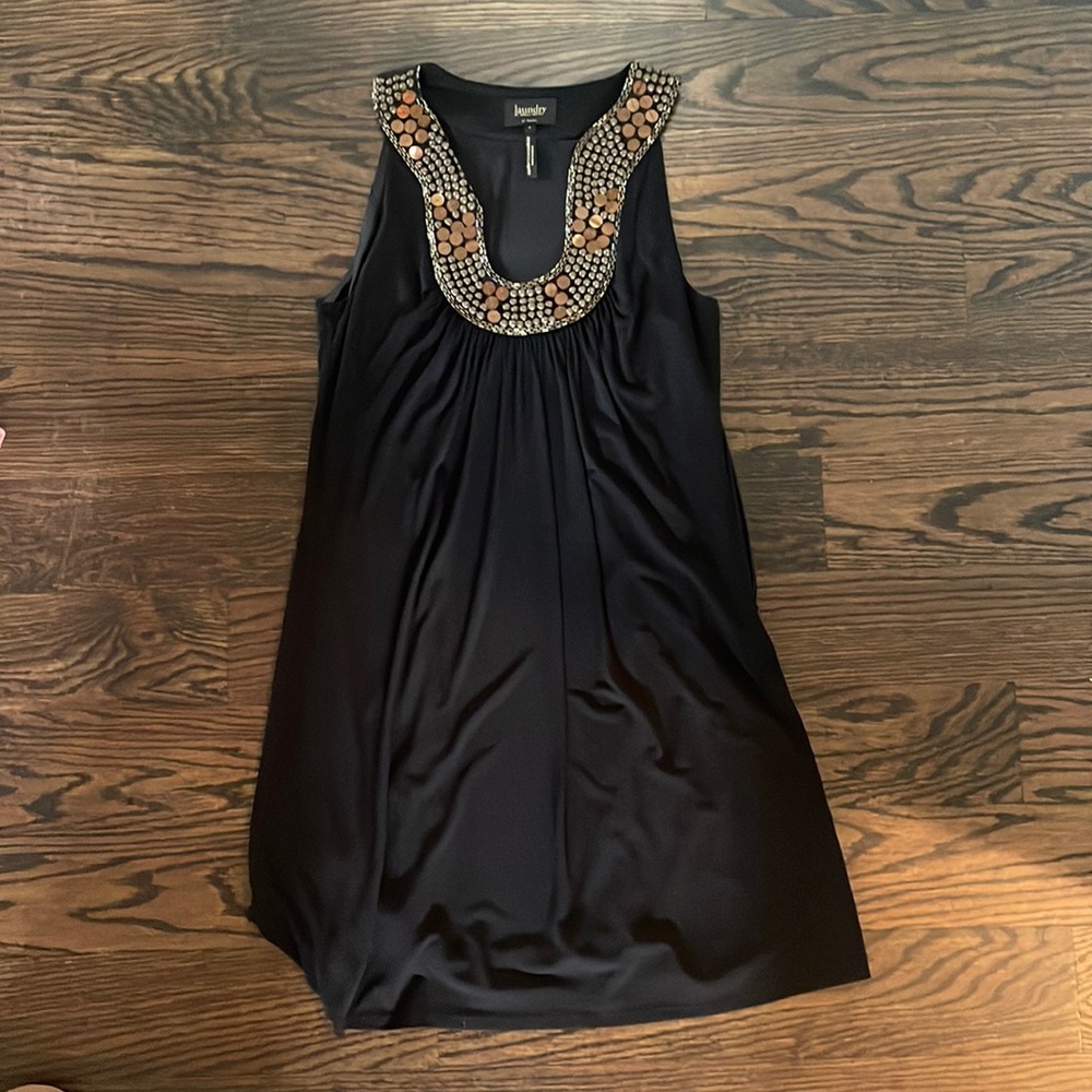 Laundry by Shelli Segal long tank top